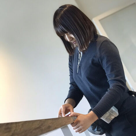 立ち姿斜め 手摺補修